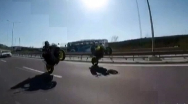 İstanbul'da motosikletli maganda 'tek teker' üstünde yarışıp 'makas' attı