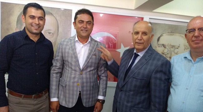 İYİ Partili meclis üyesi istifa edip AK Parti'ye geçti