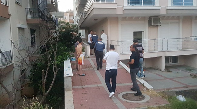 Kötü koku komşuları harekete geçirdi, yatağında ölü bulundu