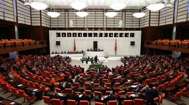 Meclis'te mesaiden çok tatil yapıldı