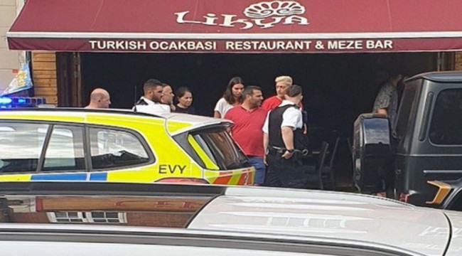 'Mesut Özil'in sığındığı restoranın isim ve logosu kopya' iddiası: 'Tam Türk işi'
