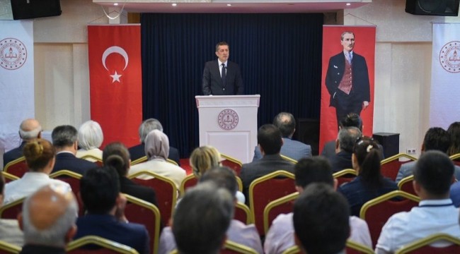 Milli Eğitim Bakanı Selçuk: Öğretmenlerle ilgili yeni bir bakış ortaya koyacağız