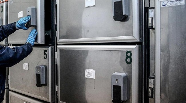 Öldü denilerek ailesine teslim edilen genç, cenaze hazırlıkları sırasında hareket etmeye başladı