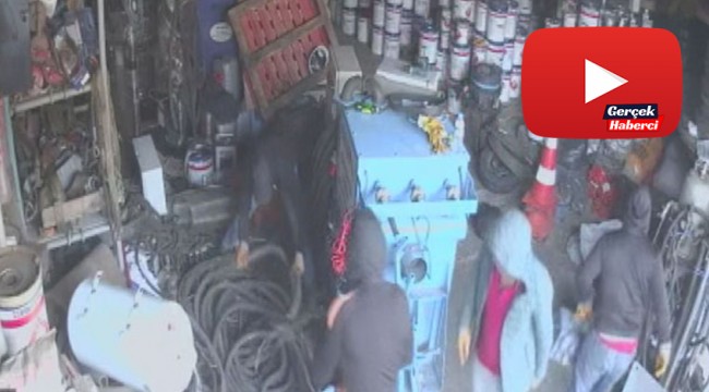 250 bin liralık kablo soygunu kamerada