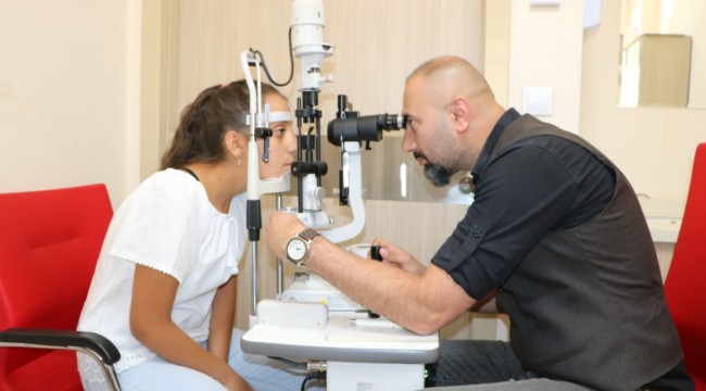 Ailenin 3 ferdi şaşılıktan küçük bir operasyonla kurtuldu