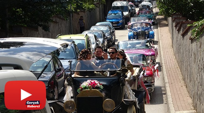 Bu düğün konvoyu görenleri şaşkına çevirdi...1915 model gelin arabası