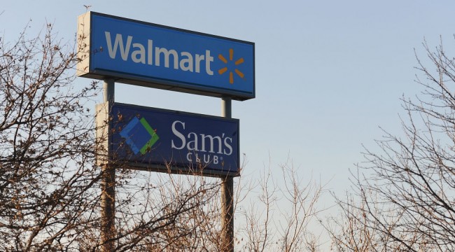 Bu kez Missouri: Walmart mağazasına girmek isteyen ağır silahlı bir adam gözaltına alındı