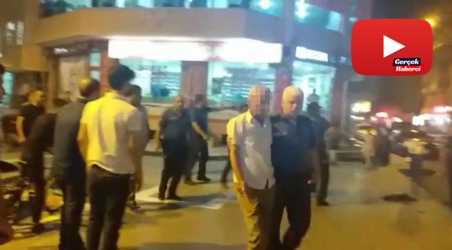 Çocuğuyla birlikte kahveyi bastı