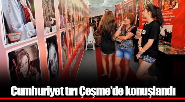 Cumhuriyet tırı Çeşme'de konuşlandı