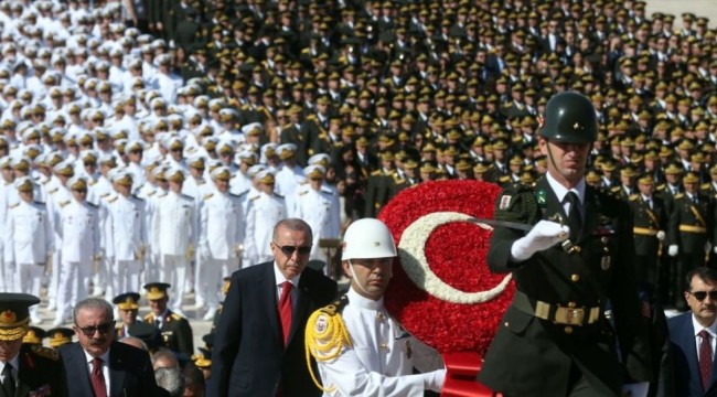 Devlet erkanından Anıtkabir ziyareti