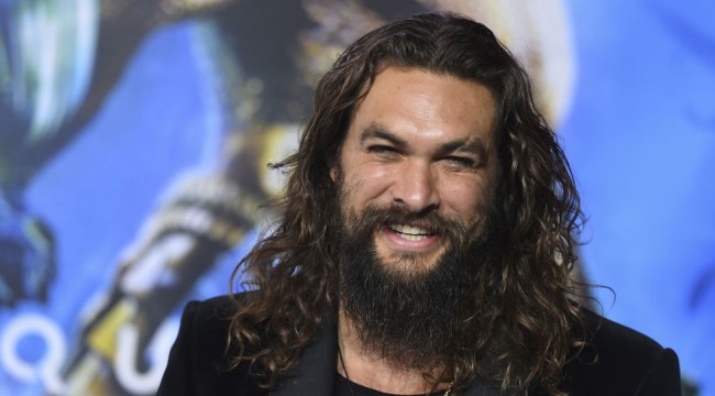Hawaii'deki teleskop protestosuna 'Aquaman' desteği