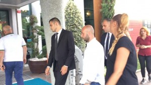 İBB Başkanı İmamoğlu, işten çıkarılan işçilerin temsilcileriyle görüştü