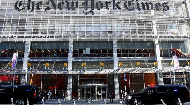 New York Times, Trump için attığı 'olumlu' manşeti tepkiler üzerine değiştirdi