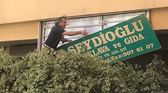 Seydioğlu Baklavaları'nın tabelaları indirildi