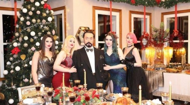 Adnan Oktar Suç Örgütü Davası sürüyor: 1999'dan bu yana ne oldu, bugün ne değişti?