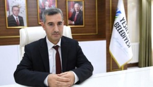 AK Partili başkan makam araçlarını toplattı