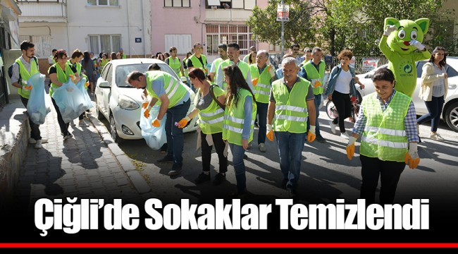Çiğli’de Sokaklar Temizlendi