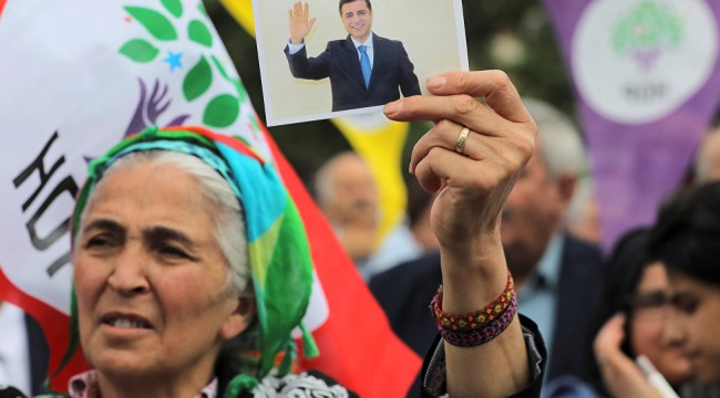 Demirtaş: Ben hapishanede korkarak boyun eğecek biri değilim, Allah'tan başka kimseden korkum yok