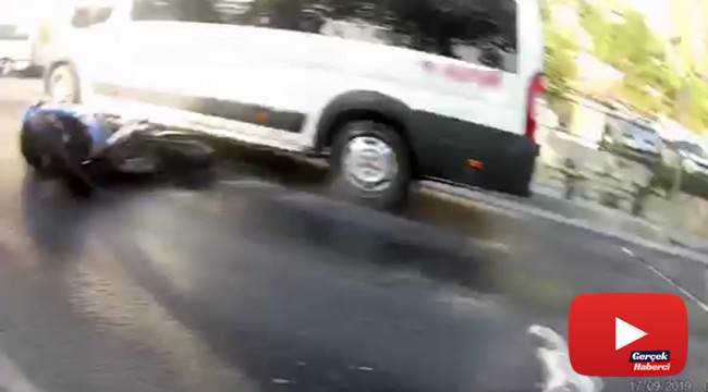 İstanbul’da motosikletli gencin metrelerce sürüklendiği kaza kamerada