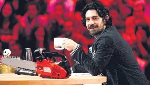 Okan Bayülgen'den 'Neden AKP'ye yanladın?' sorusuna yanıt: Yapma ya, öyle mi görünüyor oradan?