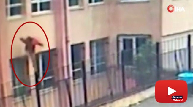 Ortaokulda dehşet anları kamerada