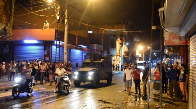 Taciz iddiasıyla halkı galeyana getirenlere operasyon: 40 gözaltı