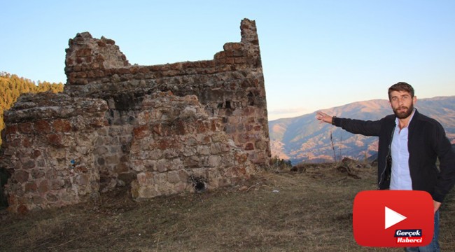 Tarihi kilise defineciler tarafından yok edildi