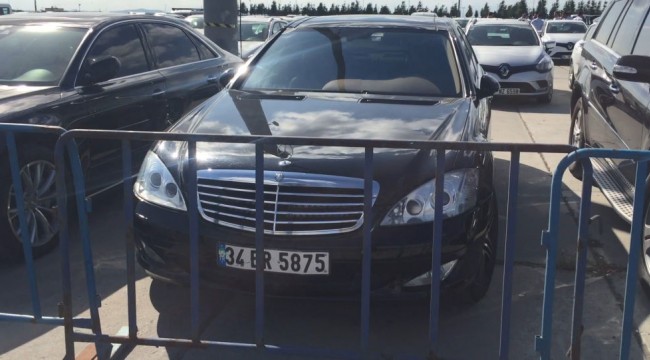 Yenikapı'da sergilenen lüks aracı kullandığı belirtilen Aksu: Gündemimiz şu an farklı