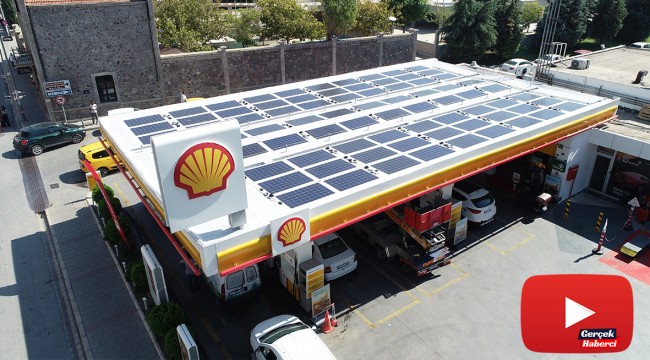 Akaryakıt istasyonun elektriği güneşten sağlanıyor