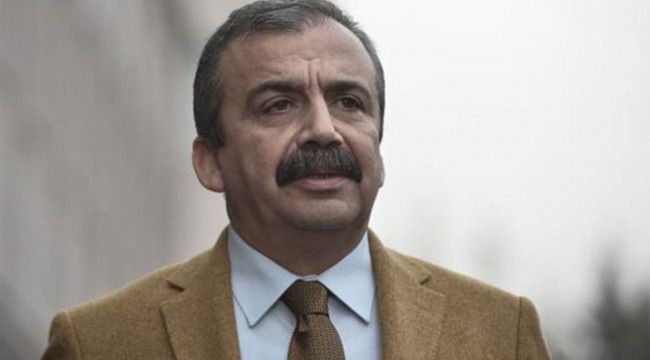 Anayasa Mahkemesi'nden Sırrı Süreyya Önder kararı