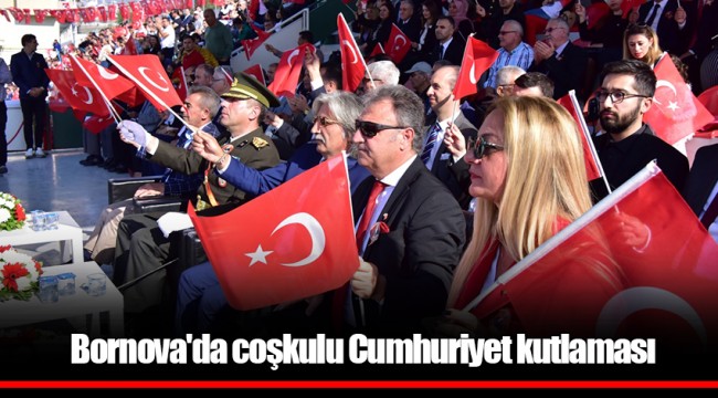 Bornova'da coşkulu Cumhuriyet kutlaması
