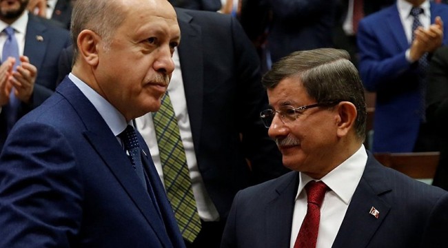 Davutoğlu: Erdoğan istişare sürecini başlatsaydı, kötü gidişi el birliği ile engellerdik