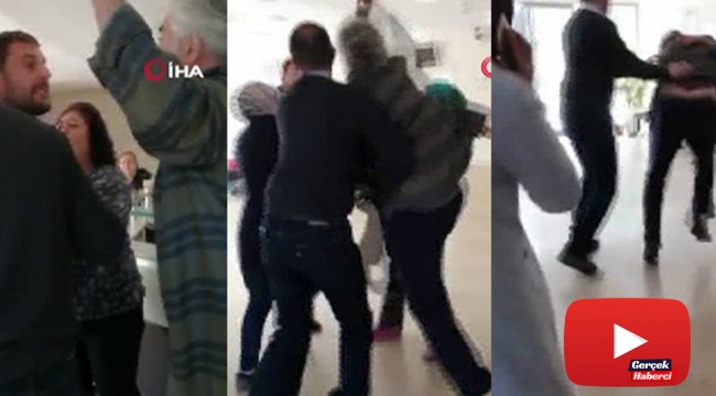 Doktor ile hasta yakını arasındaki yumruklu kavga kamerada