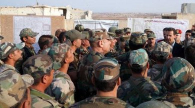 Esad’dan İdlib’deki askerlere ziyaret! Savaş başladığından bu yana ilk kez gitti