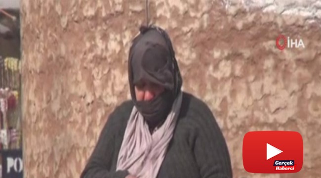 Eski kıyafetlerini giyip dilencilik yapan kadın, kamerayı görünce şoke oldu