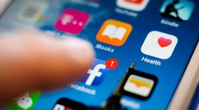 Facebook ve Instagram çöktü!