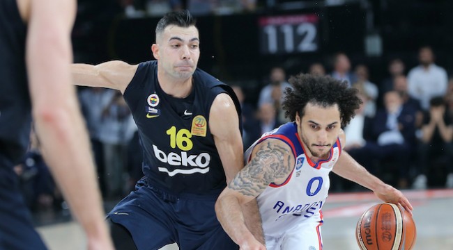 Fenerbahçe Beko'ya 5 maç seyircisiz oynama cezası!