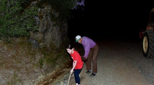 Kızı için yol açtıran babanın borçlarını Valilik kapattı