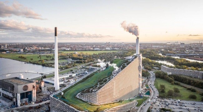 Kopenhag’da inşa edilen atık-enerji dönüşüm santrali CopenHill açıldı: “Mimarinin dünyayı değiştirebileceğine dair mükemmel bir örnek”
