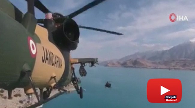 Atak helikopterinin kamerasından Van Gölü manzarası