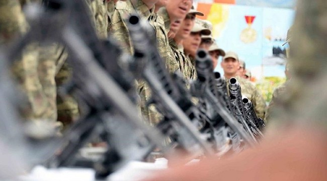 CHP'den er ve erbaşlar için 'sigortalı askerlik' teklifi