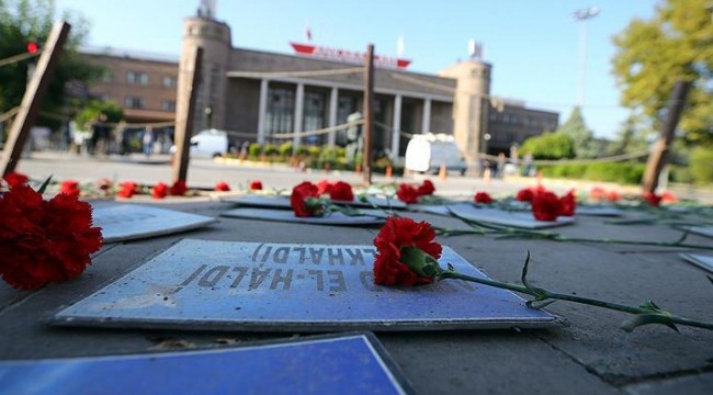 Gar katliamıyla ilgili haber yapan gazeteci Alican Uludağ, savcılığın bilgilendirme grubundan çıkarıldı