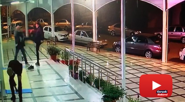 Yaşlı adama cami çıkışı tekme tokat kiracı dayağı