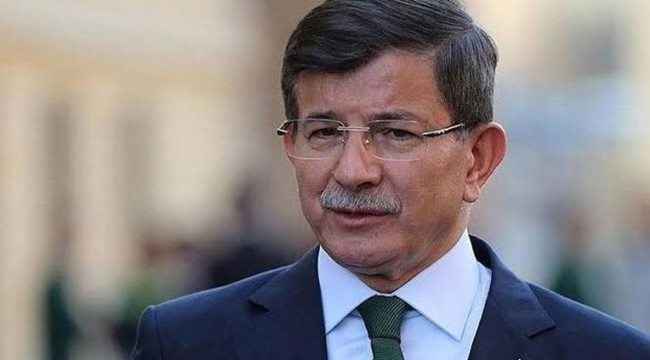 Ahmet Davutoğlu yeni partisi için başvuru yaptı