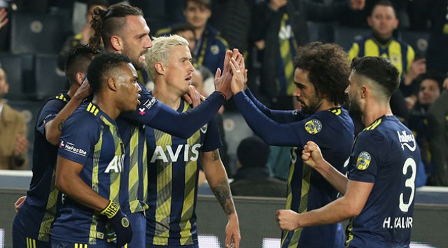 Fenerbahçe farklı kazandı