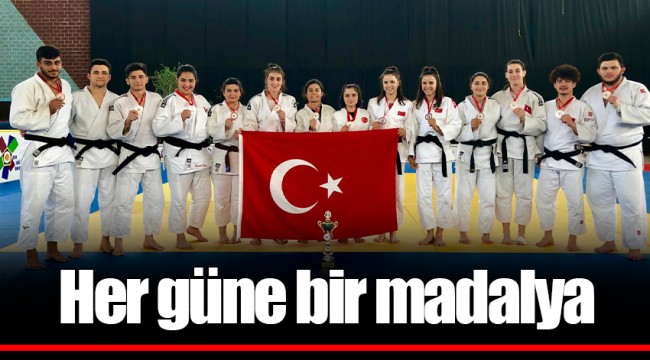 Her güne bir madalya