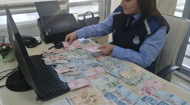 İstanbul'da bir dilencinin üzerinden çıkan 10 bin TL'ye el konuldu
