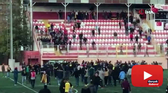 Kartal’da amatör maçta taraftarlar telleri kırıp birbirine girdi