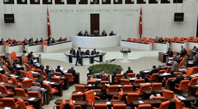 Meclis'te erken seçim tartışması