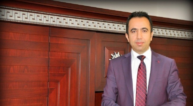 Şoförünü fakülte sekreterliğine atayan rektör: Liyakatli bir atama oldu